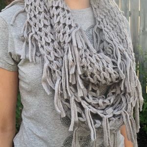 D&Y Scarf Fringe Fisherman Infinity  Gray Wrap Infinity